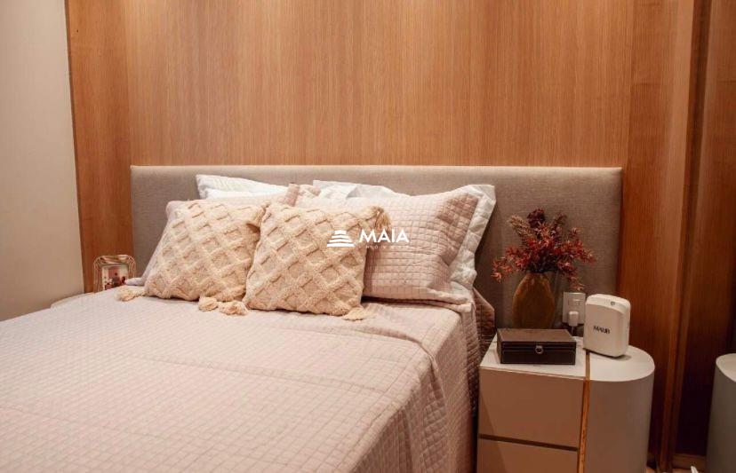 Apartamento à venda no Mercês: 