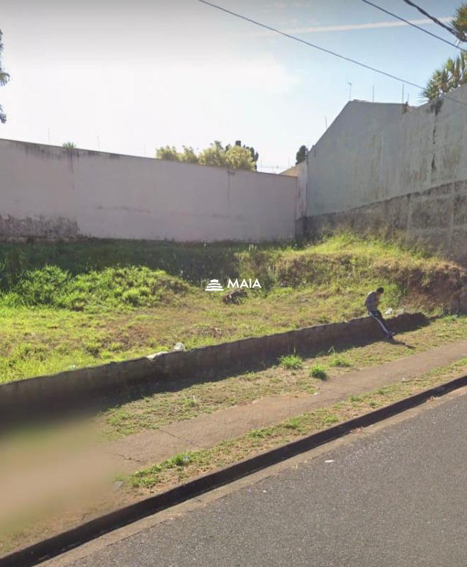 Terreno à venda no bairro Vila Olímpica