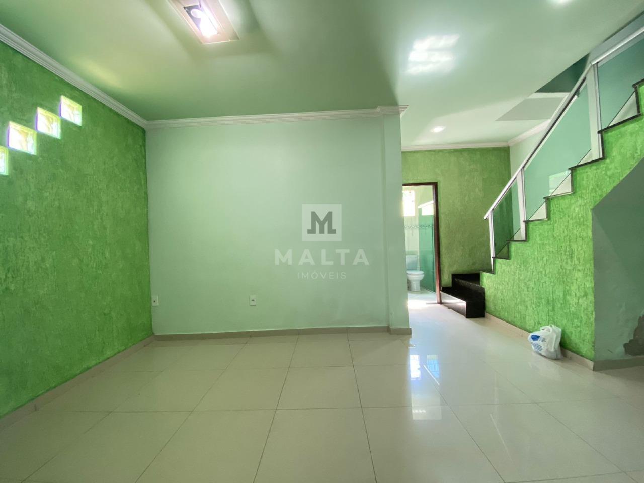 Casa à venda no bairro Marilândia de 4 quartos: Sala do primeiro nível