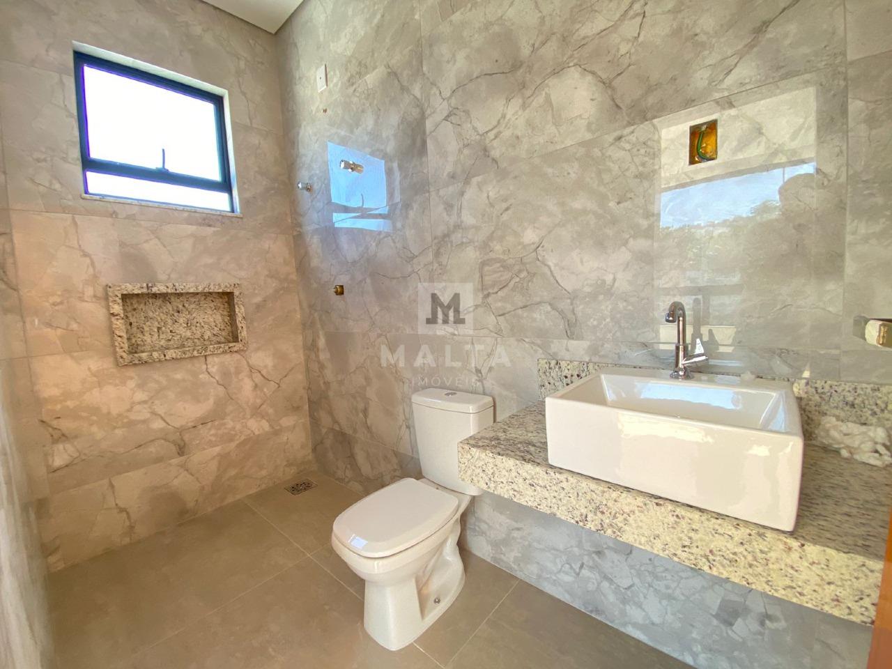 Casa à venda no bairro Masterville de 3 quartos: Banheiro suíte