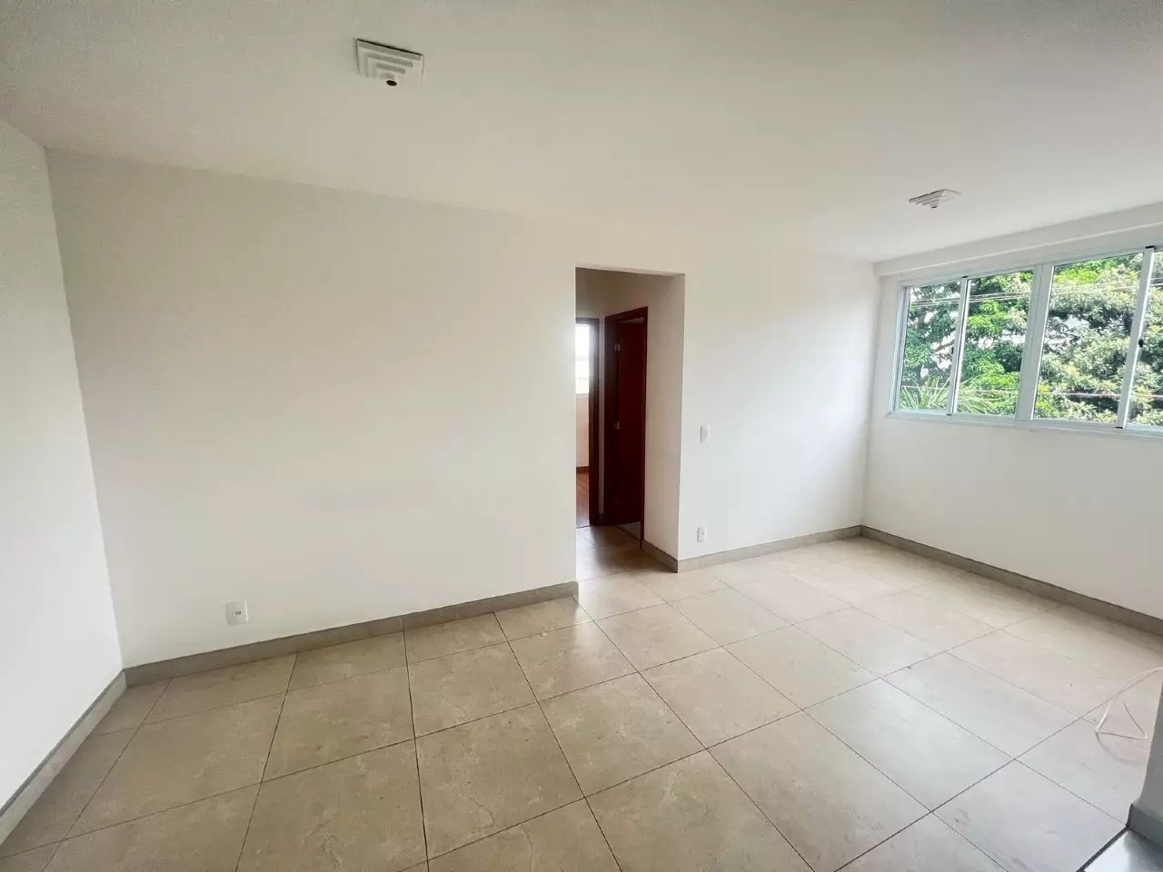 Apartamento à venda no bairro Araguaia de 2 quartos: 
