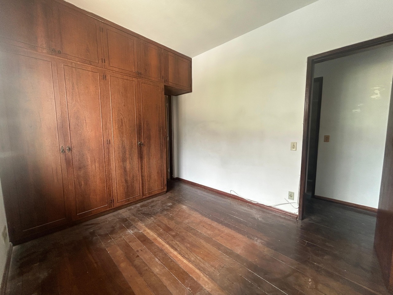 Apartamento à venda no bairro Barreiro de 3 quartos: 