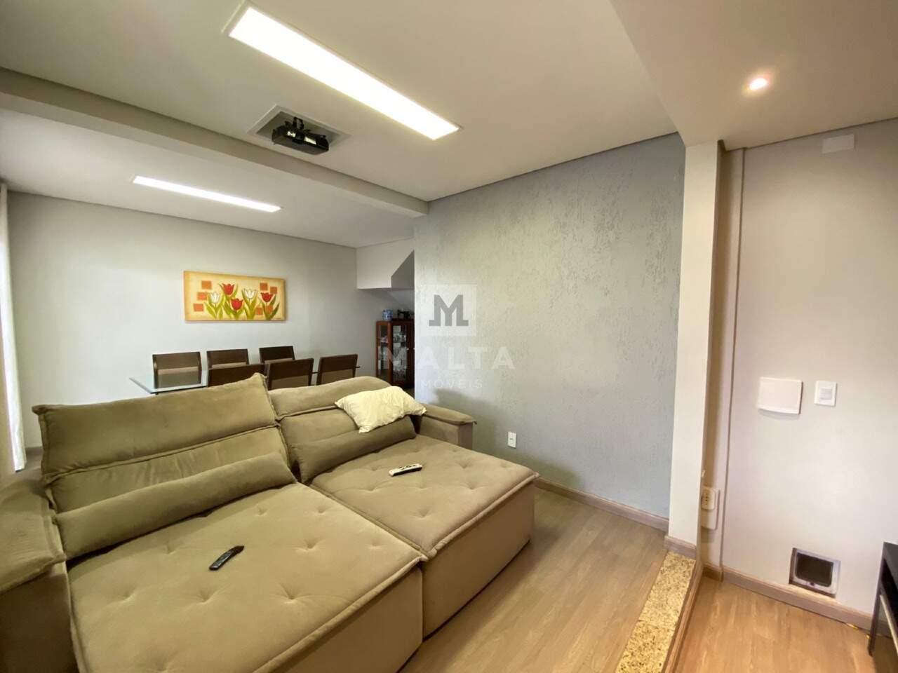 Casa à venda no bairro Teixeira dias de 3 quartos: 