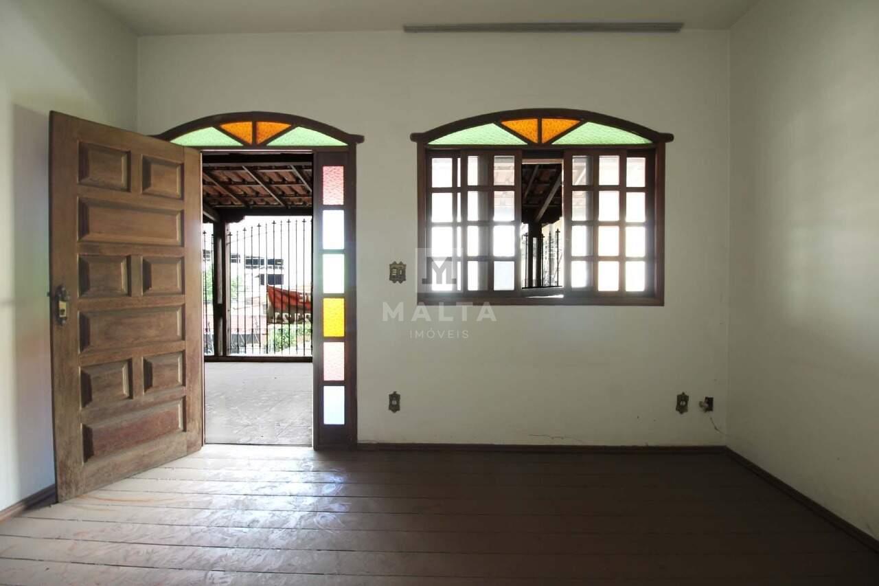 Casa para aluguel no bairro Barreiro de 3 quartos: 