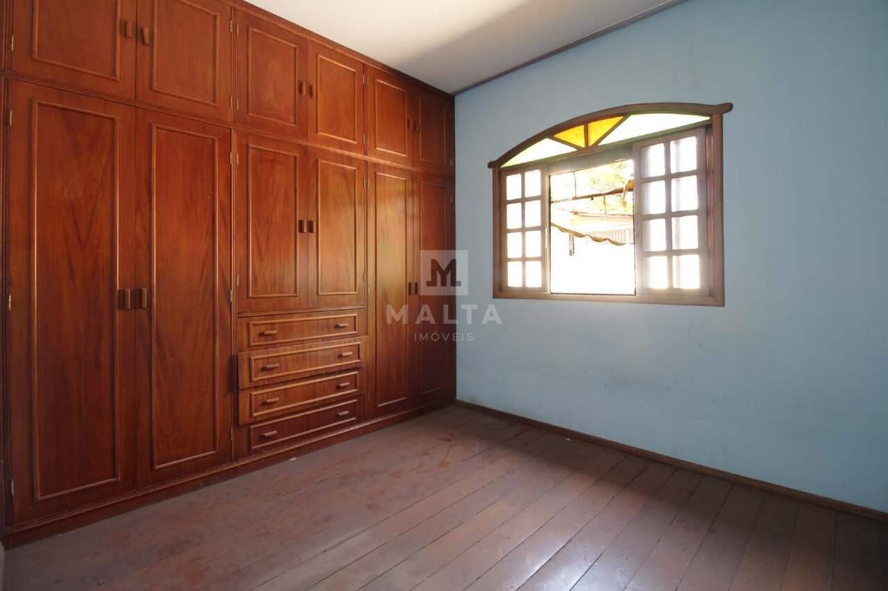 Casa para aluguel no bairro Barreiro de 3 quartos: 