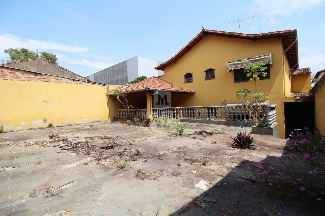 Casa para aluguel no bairro Barreiro de 3 quartos: 