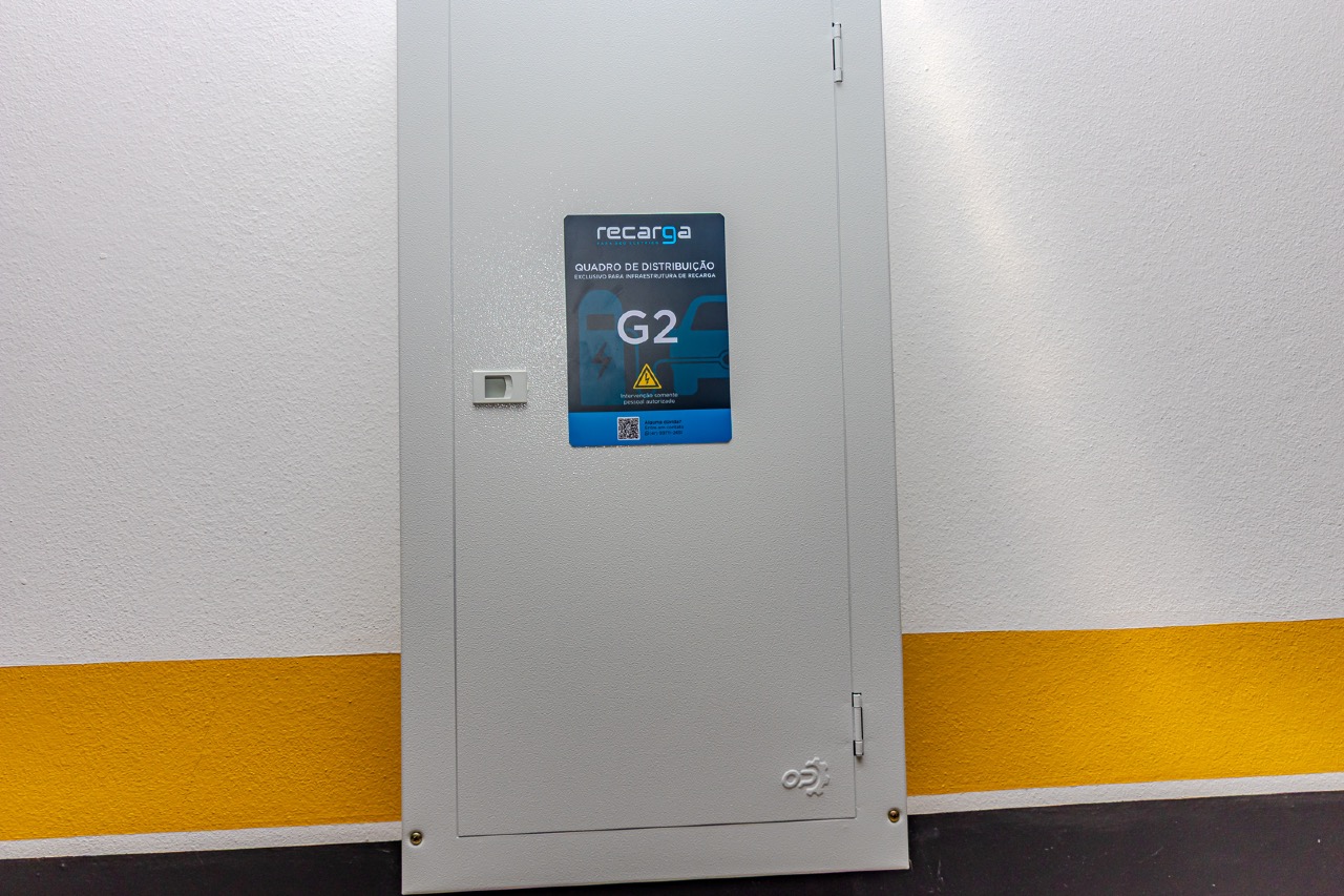 Apartamento padrão Embraed 3 suítes frente mar, totalmente reformado à venda no Villa Cora em Balneário Camboriú - Foto 36 de 36