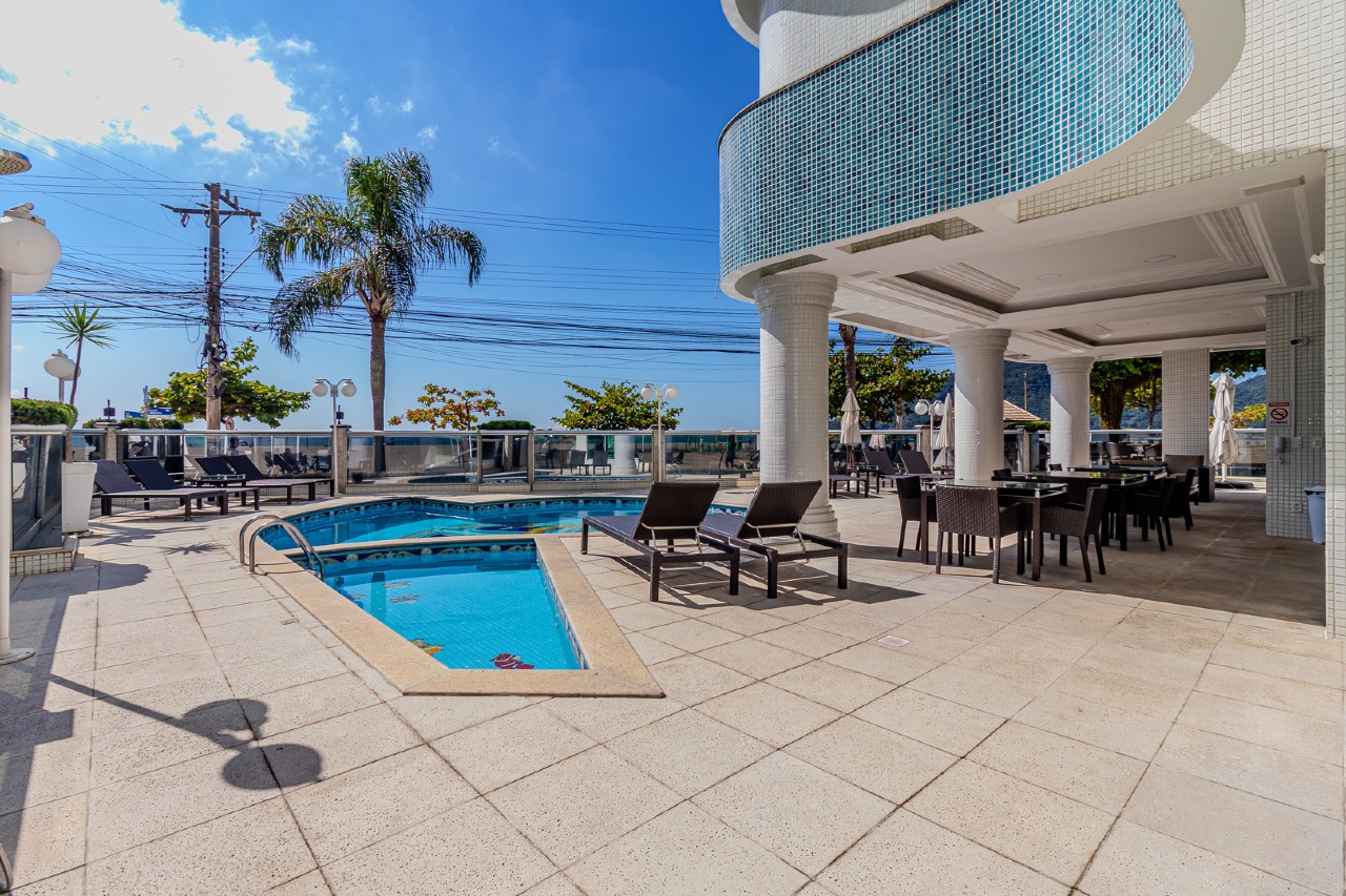 Apartamento padrão Embraed 3 suítes frente mar, totalmente reformado à venda no Villa Cora em Balneário Camboriú - Foto 30 de 36