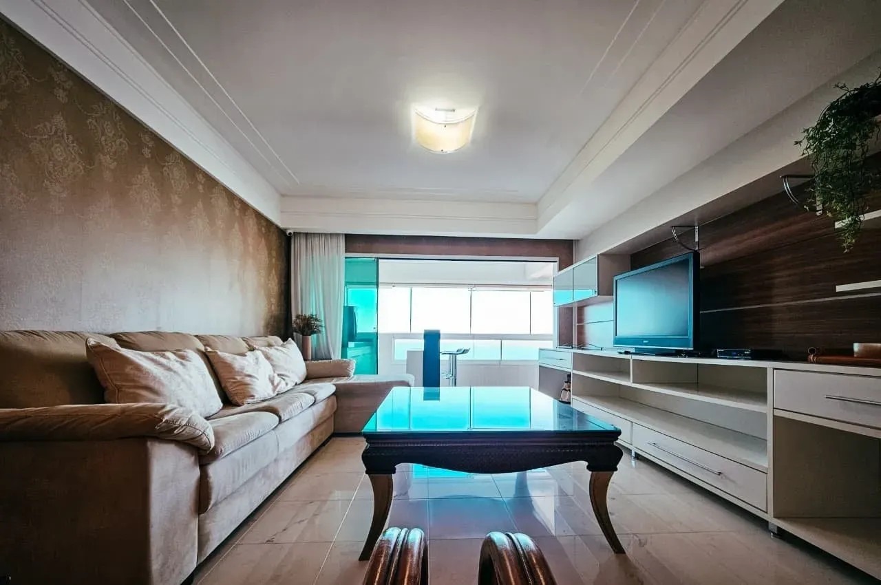 Apartamento 3 Quartos Mobiliado no Centro de Balneário Camboriú, vista panorâmica de 180° para o mar - Foto 6 de 28