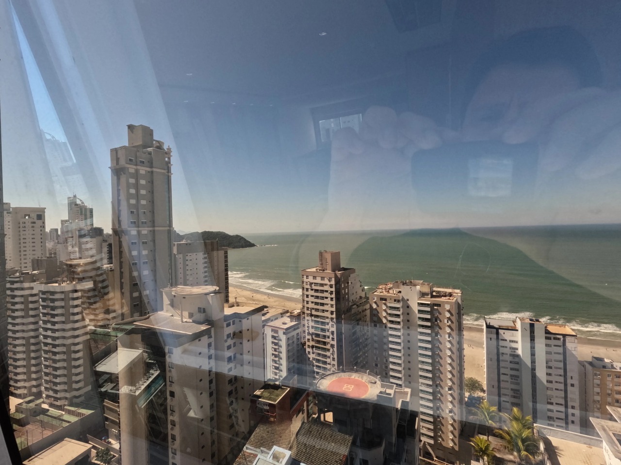 Apartamento 4 suítes à venda em Balneário Camboriú – Centro, 176 m², 4 vagas, mobiliado - Foto 2 de 3