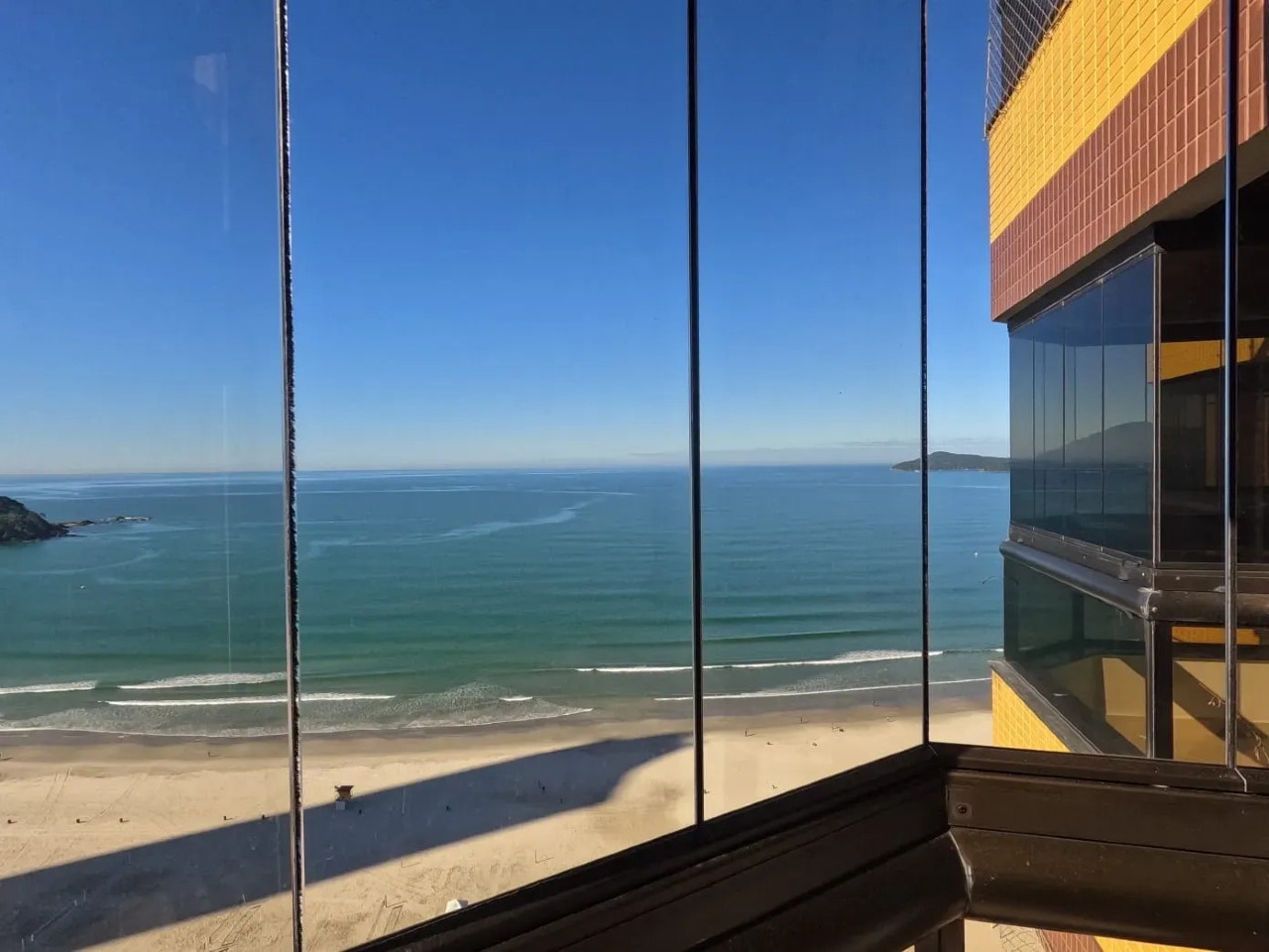 Apartamento 211 m² no Centro de Balneário Camboriú | 3 suítes, 3 vagas - Foto 5 de 20