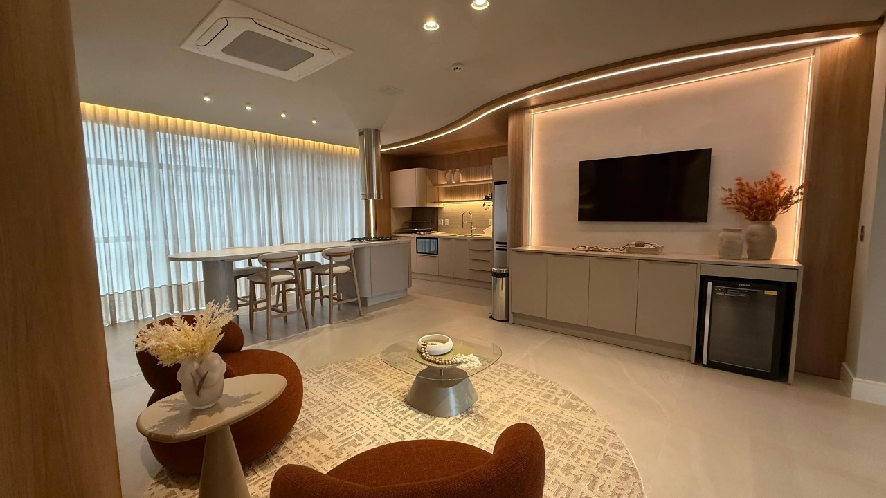 Apartamento 3 suítes com 122 m² em Balneário Camboriú (Centro)  - Foto 18 de 29