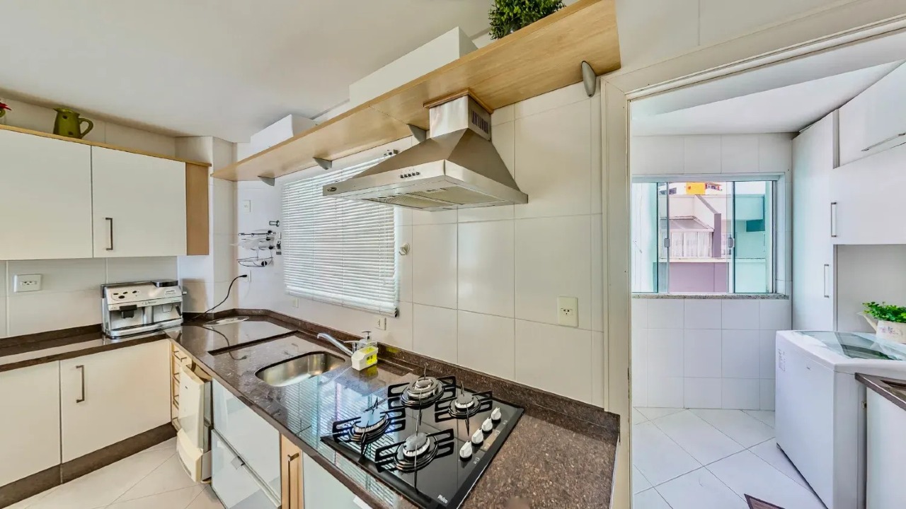 Apartamento 3 suítes mobiliado com 161 m² no Centro, Balneário Camboriú - Foto 12 de 27