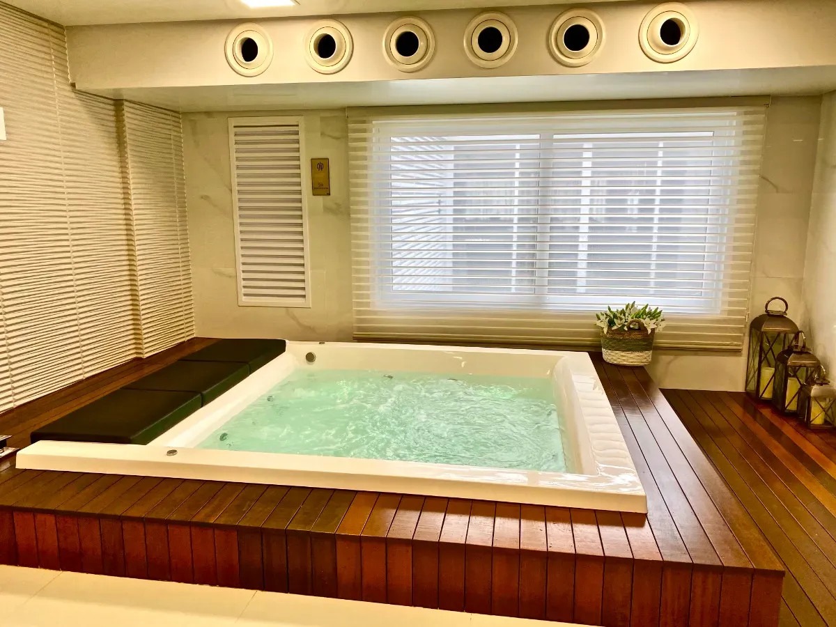 Apartamento residencial de alto padrão com 4 suítes, 5 vagas e 291,29 m² – Balneário Camboriú (Centro) - Foto 24 de 29