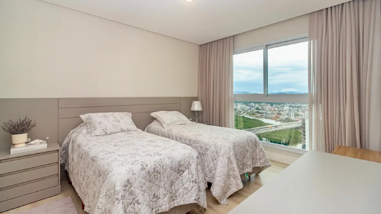 Apartamento residencial de alto padrão com 4 suítes, 5 vagas e 291,29 m² – Balneário Camboriú (Centro) - Foto 11 de 29