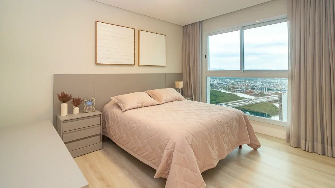 Apartamento residencial de alto padrão com 4 suítes, 5 vagas e 291,29 m² – Balneário Camboriú (Centro) - Foto 16 de 29