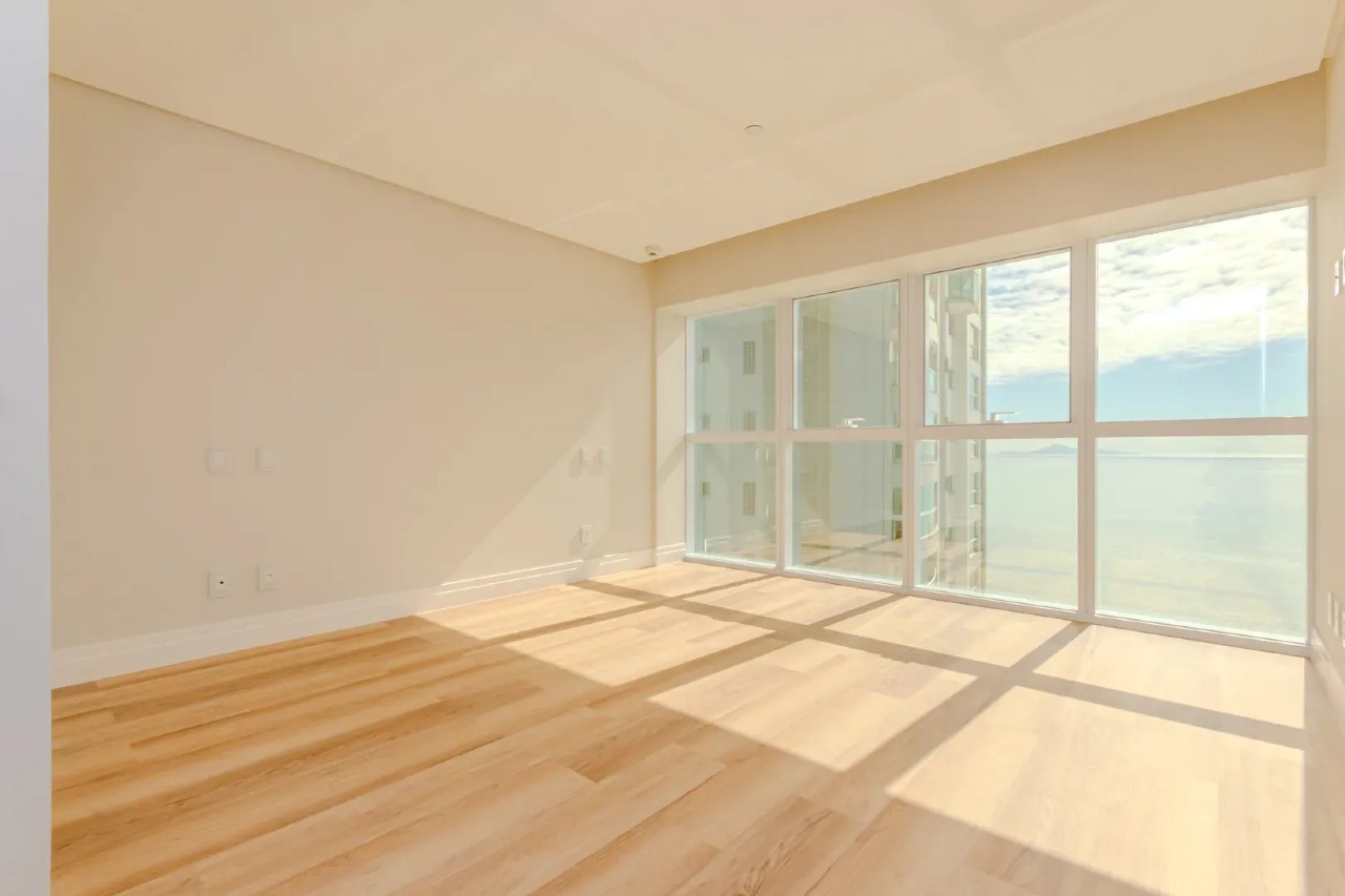 FG - One Tower Av Atlântica, 4 suítes, incluindo 1 master com hidromassagem - Foto 6 de 26