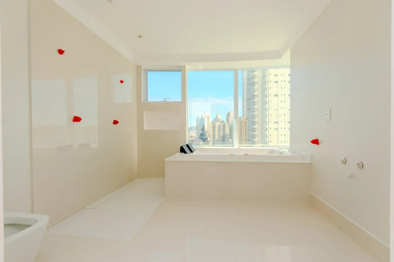 FG - One Tower Av Atlântica, 4 suítes, incluindo 1 master com hidromassagem - Foto 20 de 26