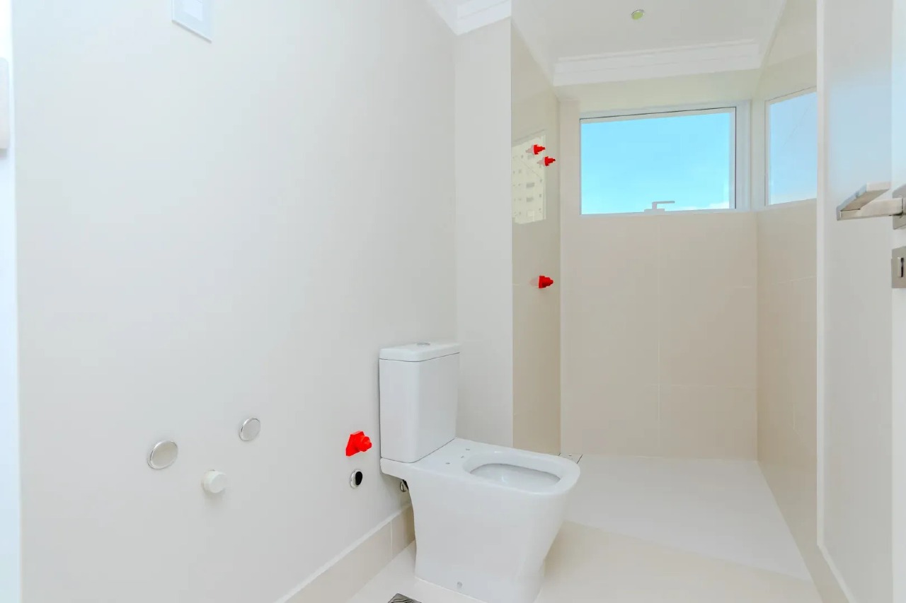 FG - One Tower Av Atlântica, 4 suítes, incluindo 1 master com hidromassagem - Foto 16 de 26