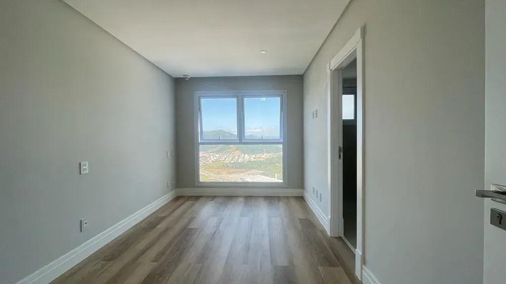 Apartamento 4 suítes com 196 m² no Centro de Balneário Camboriú - Foto 14 de 30