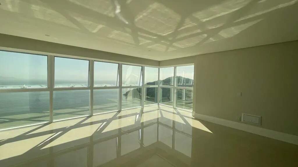 Apartamento 4 suítes com 196 m² no Centro de Balneário Camboriú - Centro, Balneário Camboriú - 196m² - 4 quartos