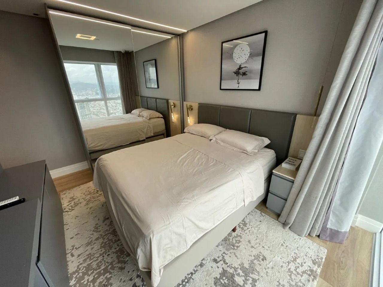 Apartamento de 196,13 m² no Centro de Balneário Camboriú — 4 suítes, 3 vagas, vista mar - Foto 21 de 30