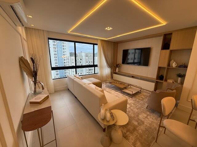 Apartamento - Pioneiros