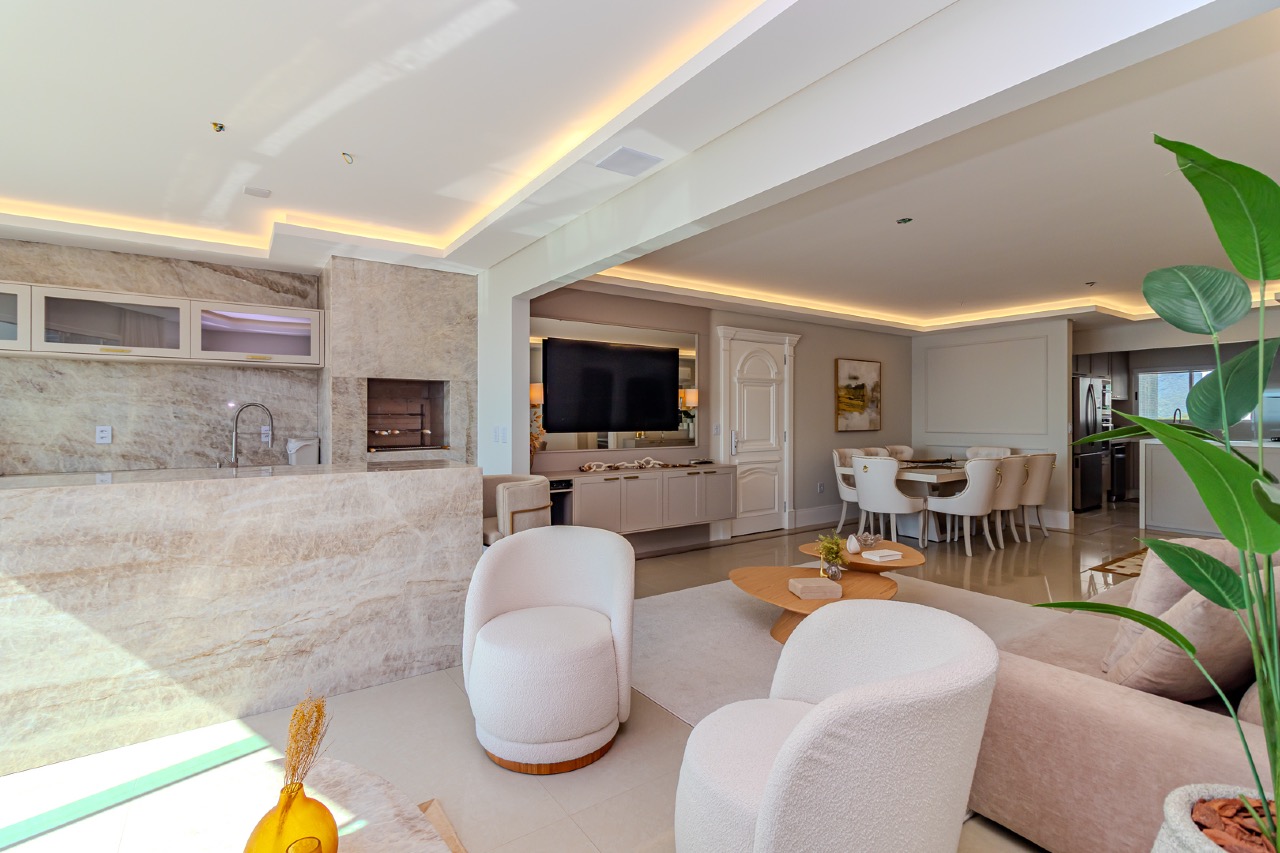 Apartamento padrão Embraed 3 suítes frente mar, totalmente reformado à venda no Villa Cora em Balneário Camboriú - Foto 9 de 36