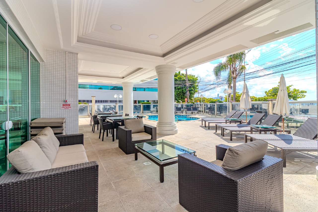 Apartamento padrão Embraed 3 suítes frente mar, totalmente reformado à venda no Villa Cora em Balneário Camboriú - Foto 24 de 36
