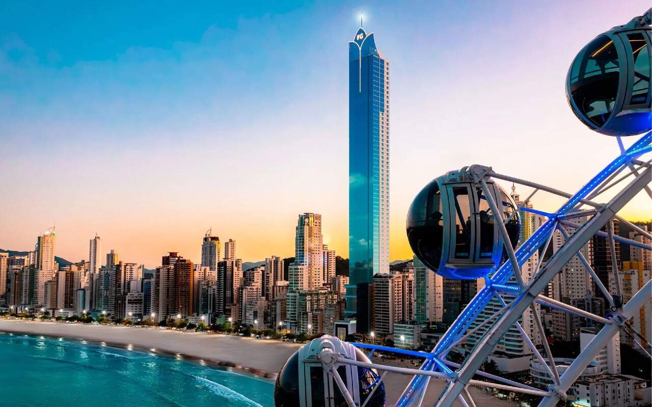 Apartamento 4 suítes à venda no BOREAL TOWER Mobiliado na Avenida Atlântica Centro de Balneário Camboriú - Centro, Balneário Camboriú - 184m² - 4 quartos