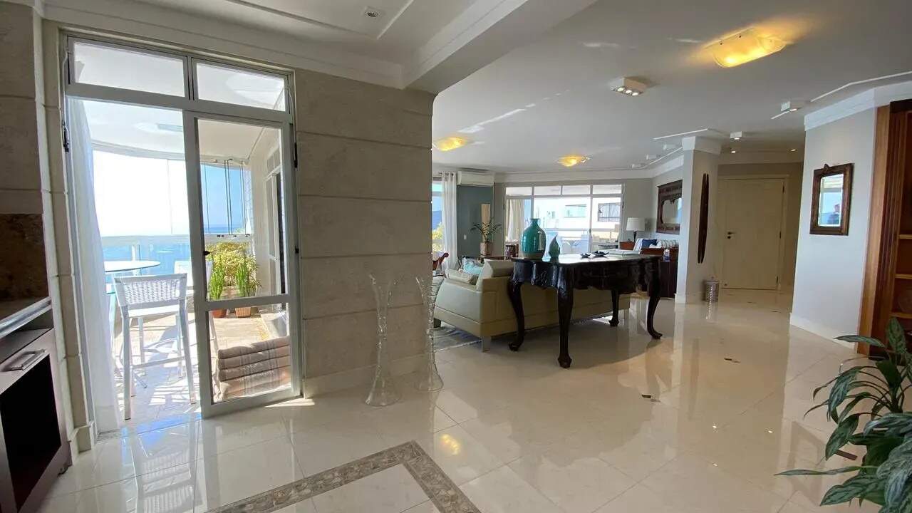 Apartamento 4 suítes mobiliado no Centro de Balneário Camboriú  - Centro, Balneário Camboriú - 373m² - 4 quartos