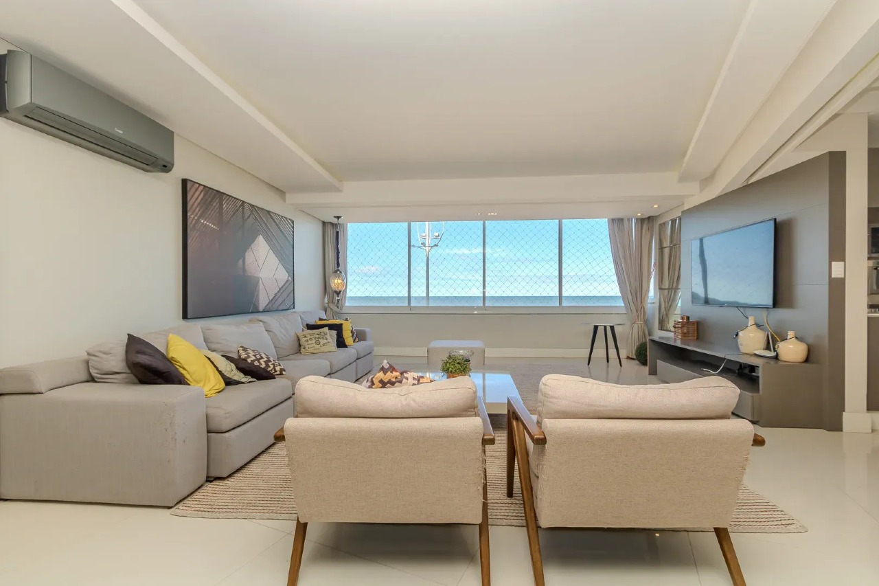 Apartamento 3 suítes mobiliado de 200 m² no Centro, Balneário Camboriú  - Foto 2 de 30