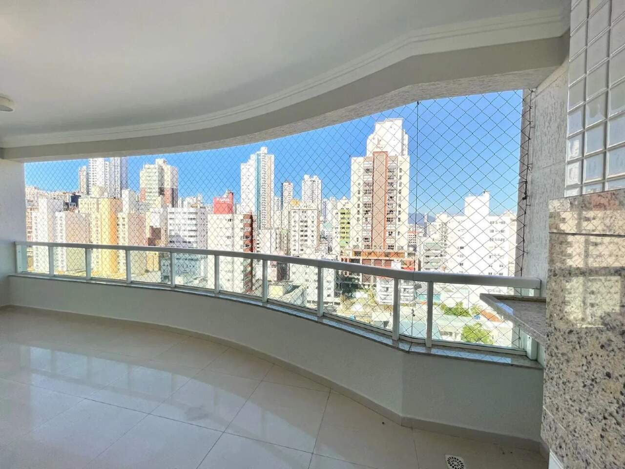 Apartamento - Imagem 1