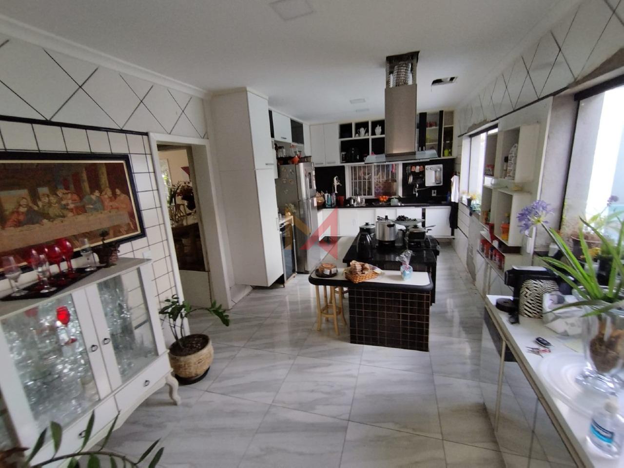 Casa à venda no Centro de Vila Velha: 