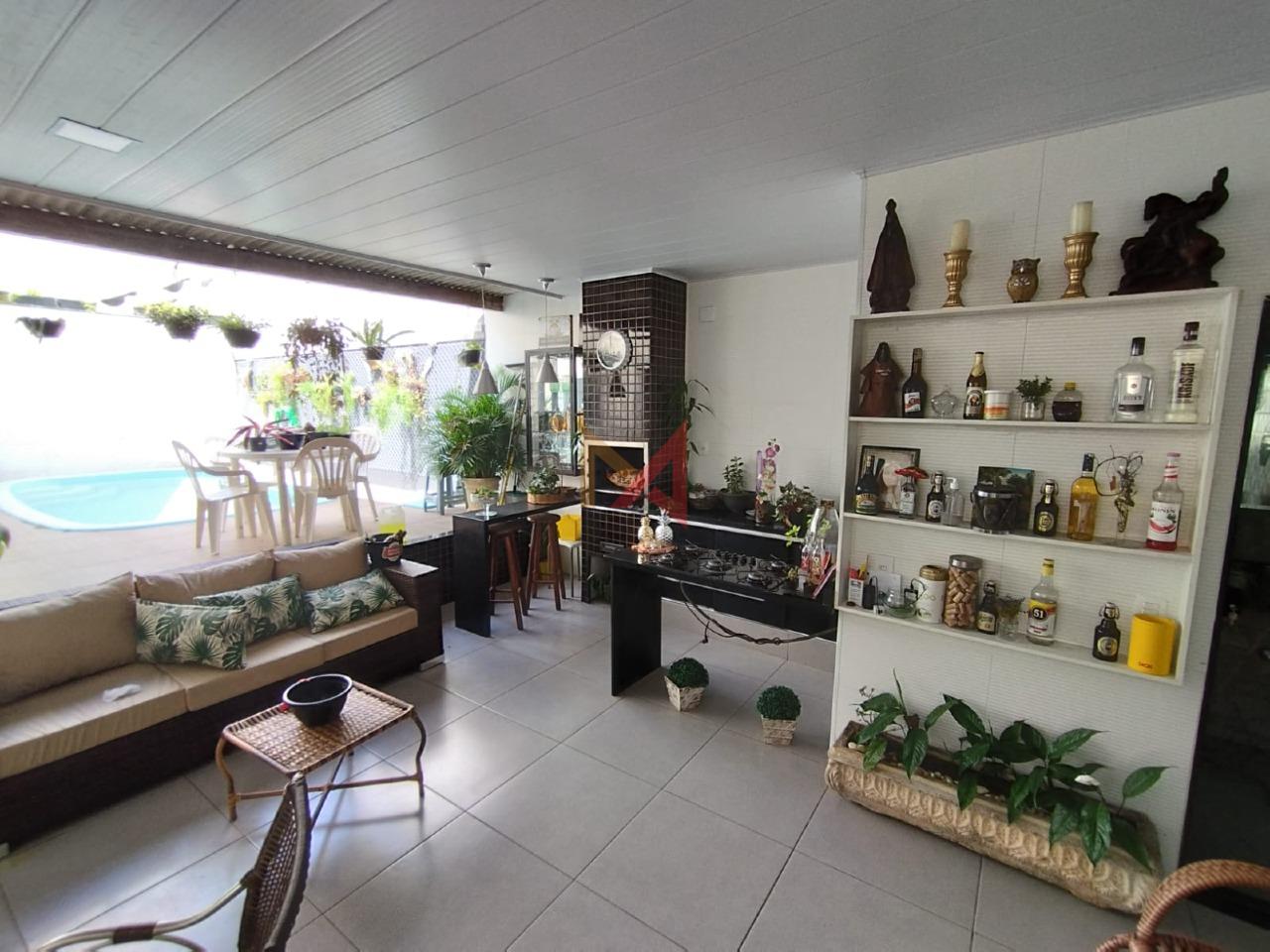 Casa à venda no Centro de Vila Velha: 