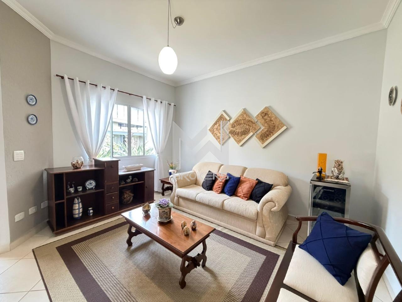 Casa em Condomínio à venda no Bosque: sala de estar