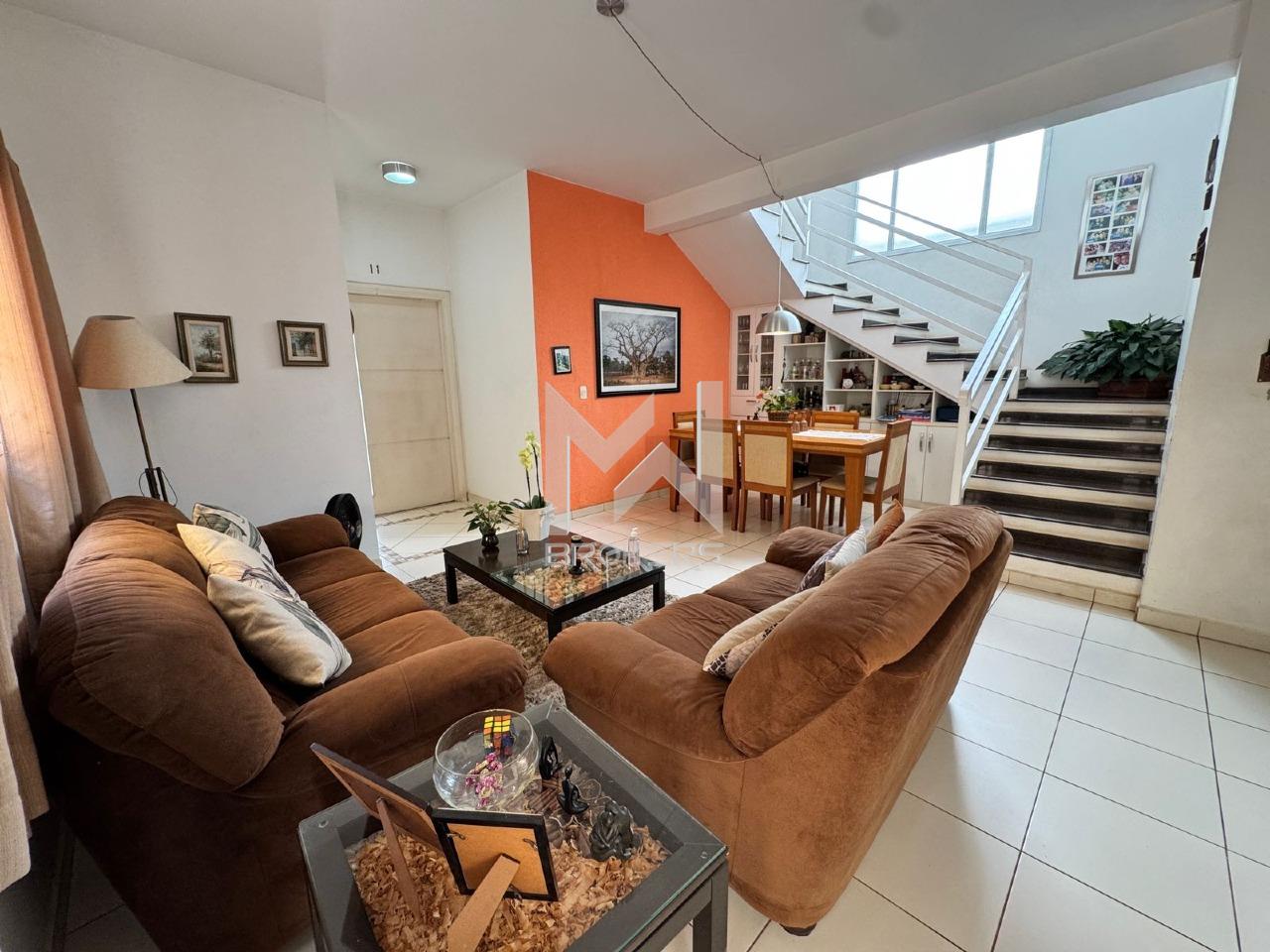 Casa em Condomínio à venda no Santa Claudina: 