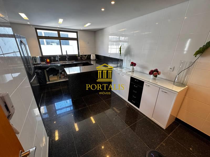 Cobertura, 4 quartos, 230 m² - Foto 17