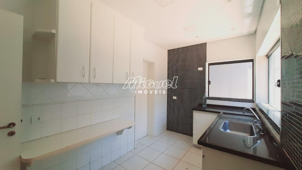 Casa em Condomínio para aluguel no Piracicamirim: 