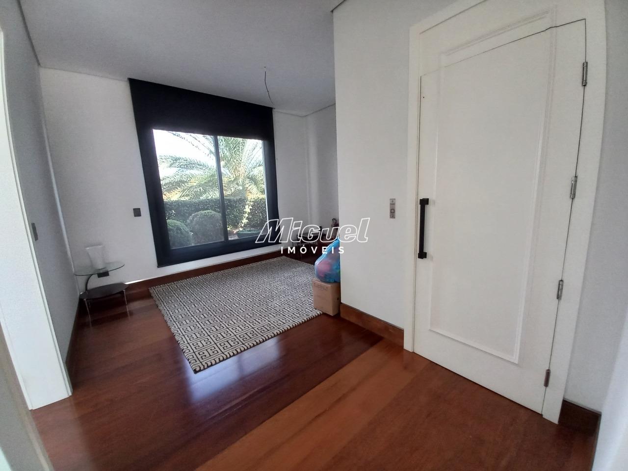 Casa em Condomínio à venda no Loteamento Santa Rosa: 