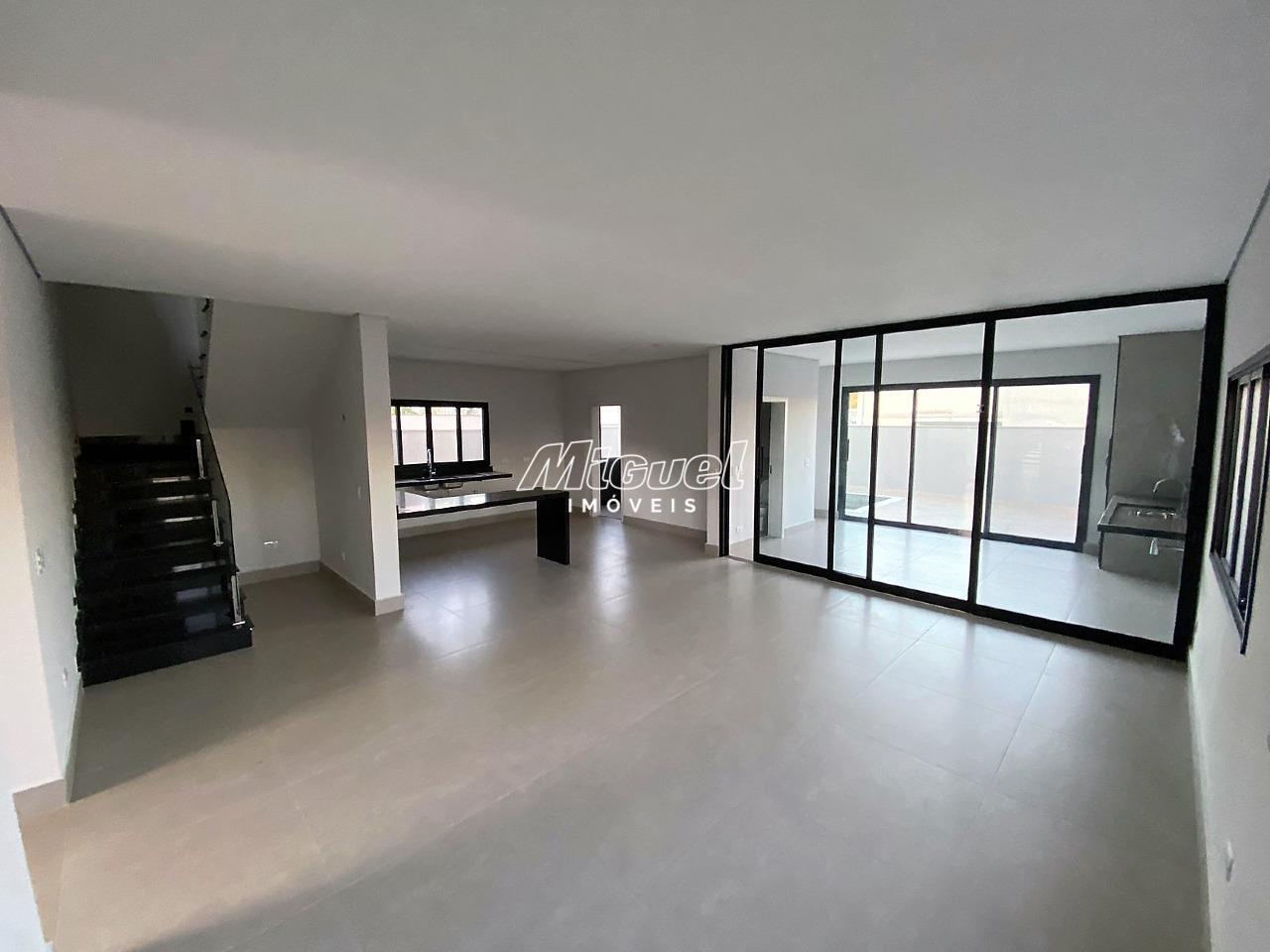 Casa em Condomínio à venda no Santa Rosa: