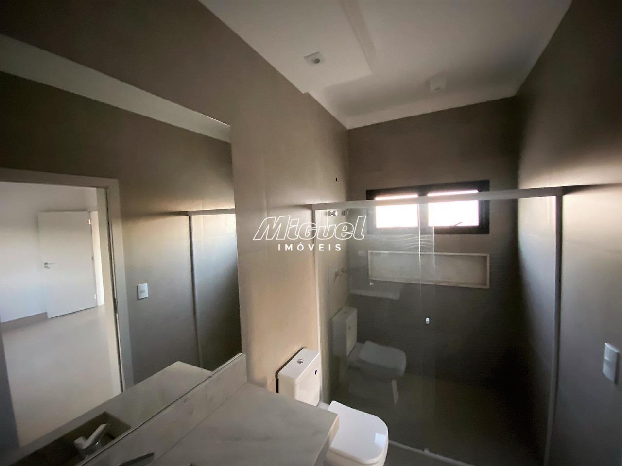 Casa em Condomínio à venda no Santa Rosa: 