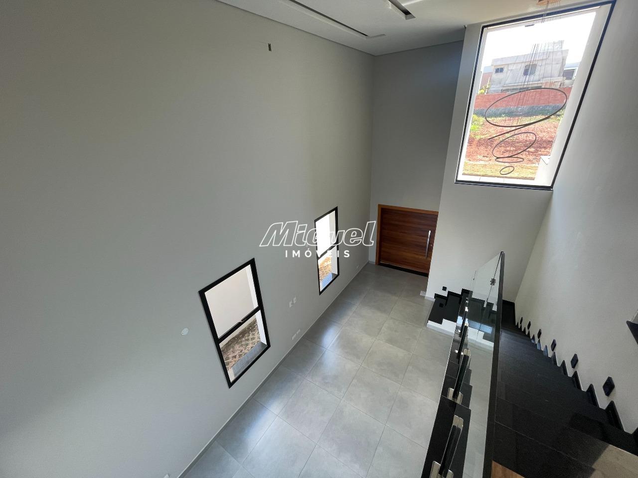Casa em Condomínio à venda no Santa Rosa: 