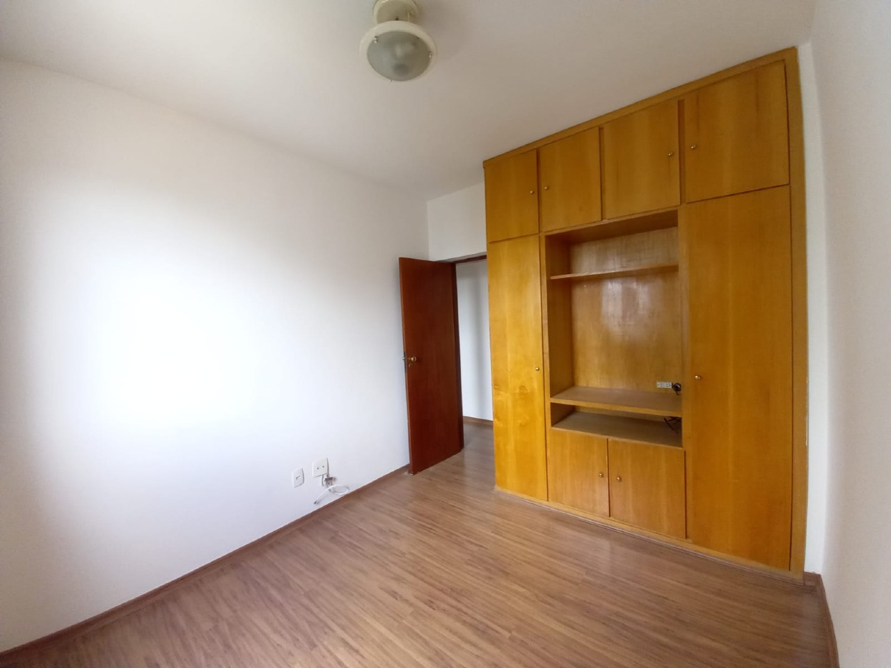 Apartamento para aluguel no Sion: 