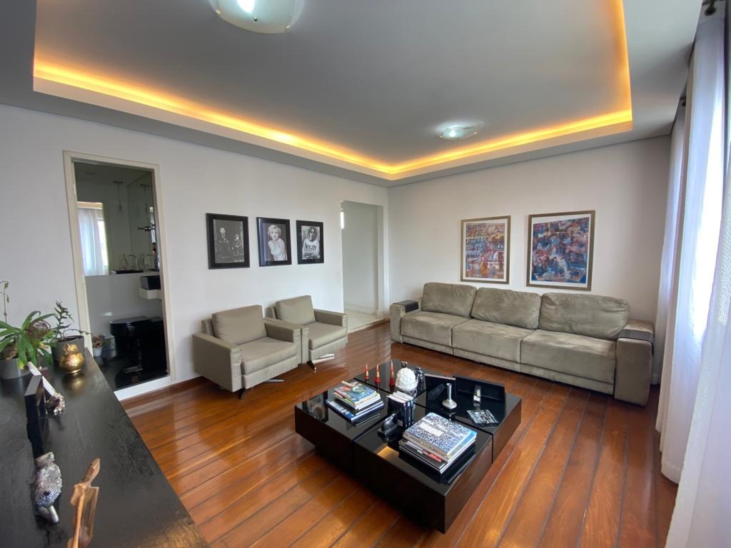 Apartamento para aluguel no Cruzeiro: 