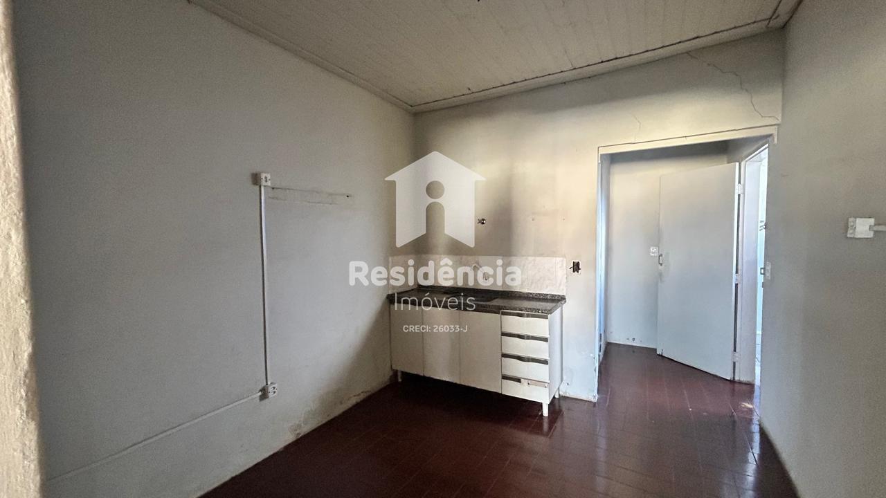 Casa à venda no Centro: 