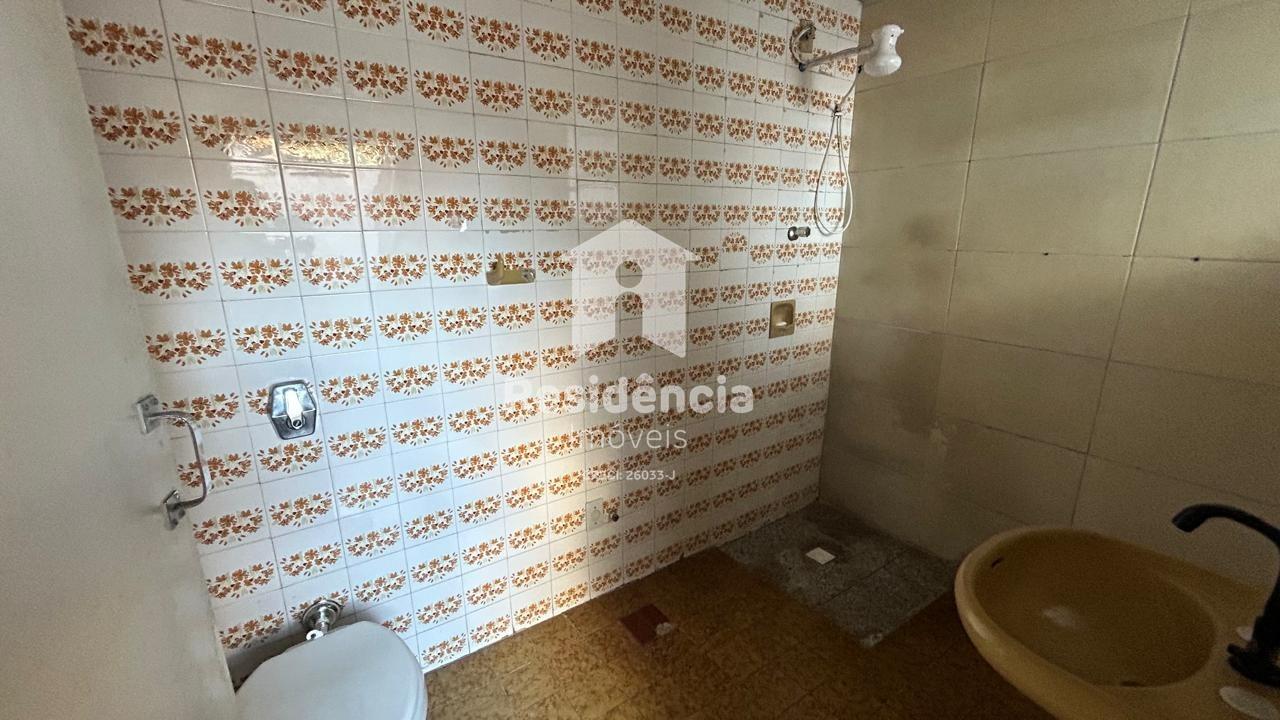 Casa à venda no Centro: 