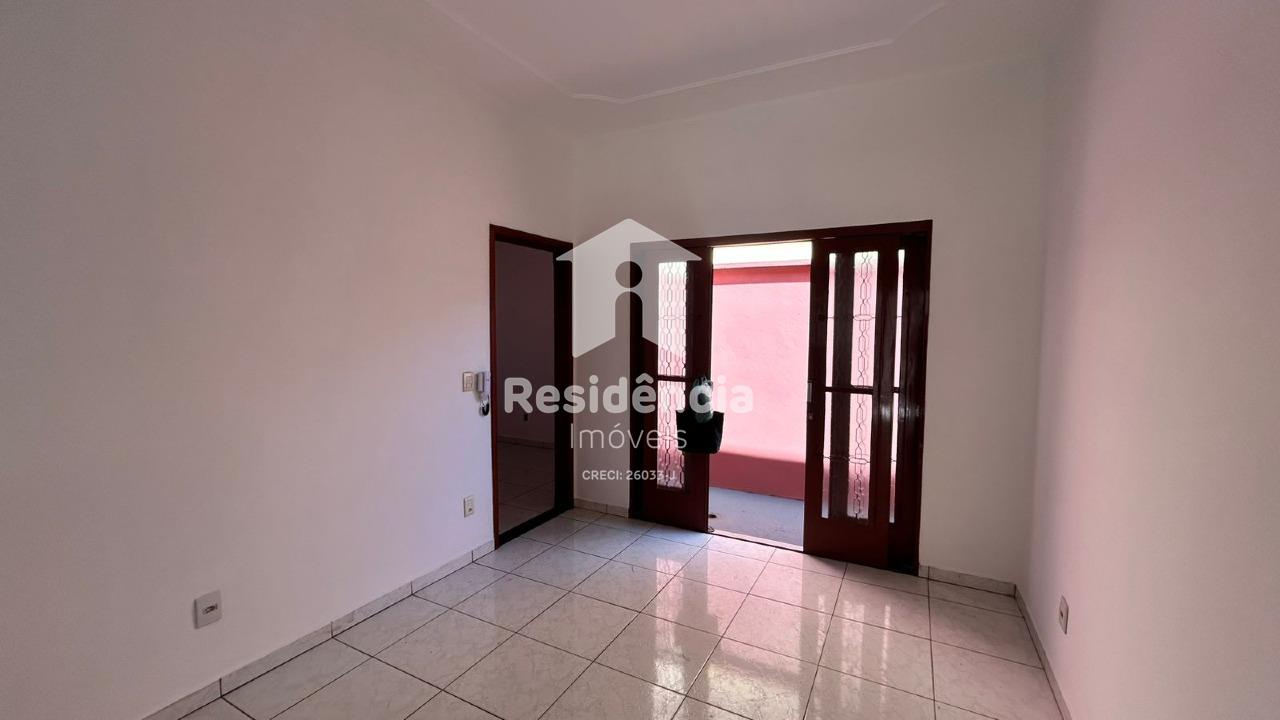 Casa à venda no Loteamento Santa Emília: 