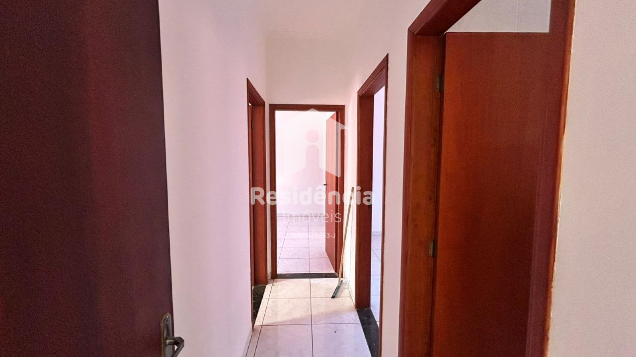 Casa à venda no Loteamento Santa Emília: 