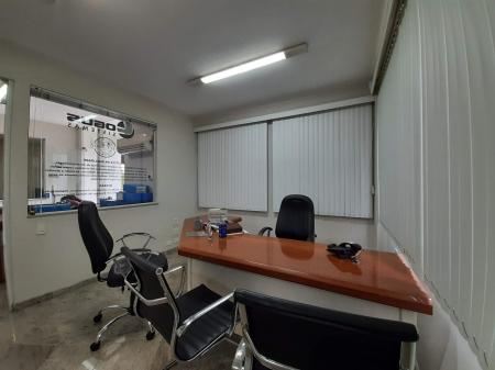 Sala para aluguel no Gilberto Machado: 
